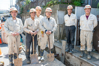 ガス配管工事スタッフ